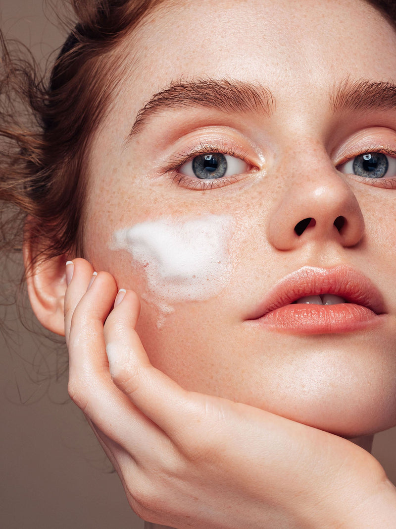 The Perfect Primer: How to Create a Flawless Base That Lasts.